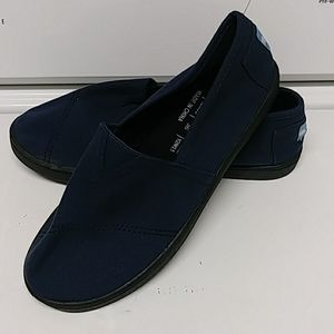 Tom flats